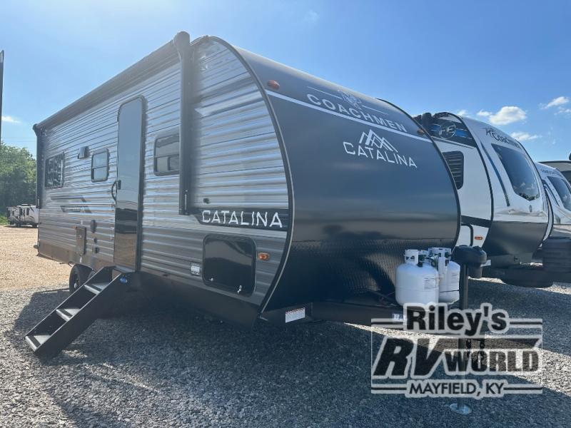 2026 Coachmen Rv Catalina Summit Series 8 221EPIC in mayfield KY