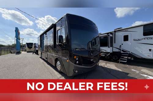 2019 Fleetwood Pace Arrow 33D in sarasota FL