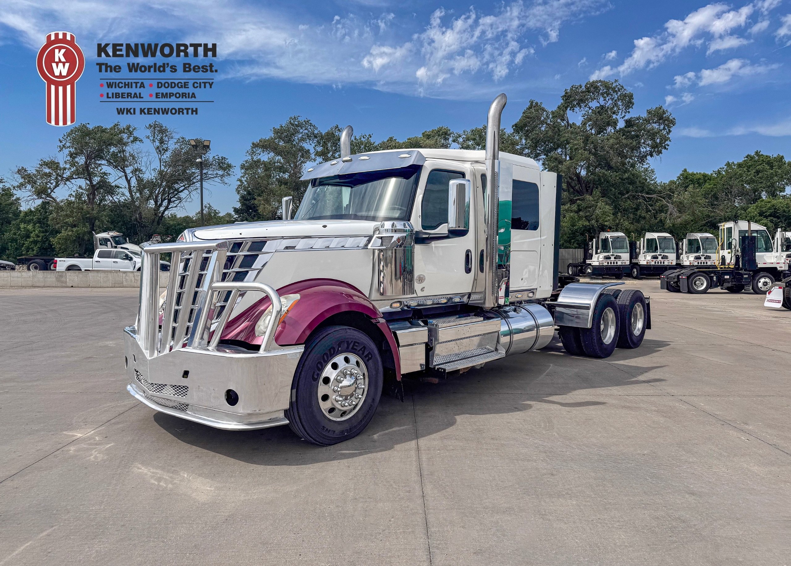 2019 INTERNATIONAL LoneStar in Wichita, KS