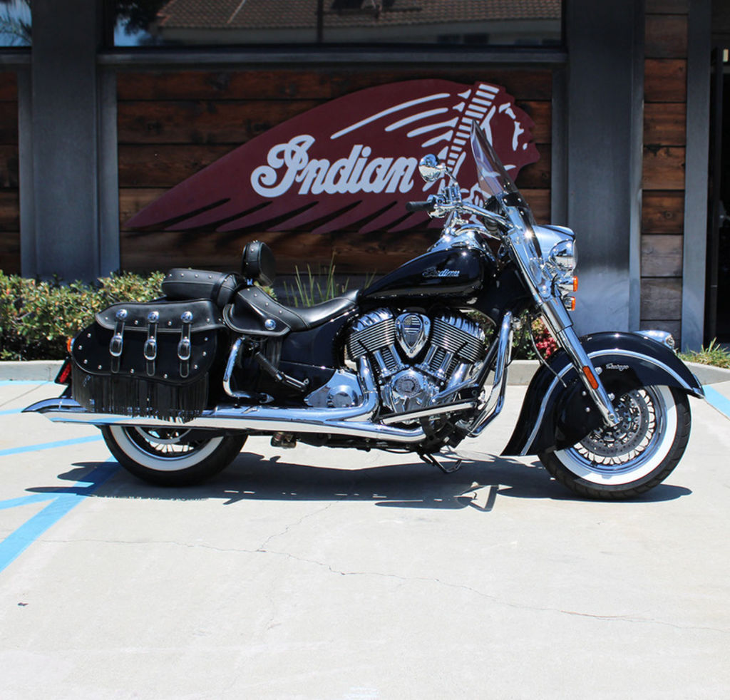2019 Indian Motorcycle® Chief® Vintage Thunder Black VINTAGE in Westminster, CA