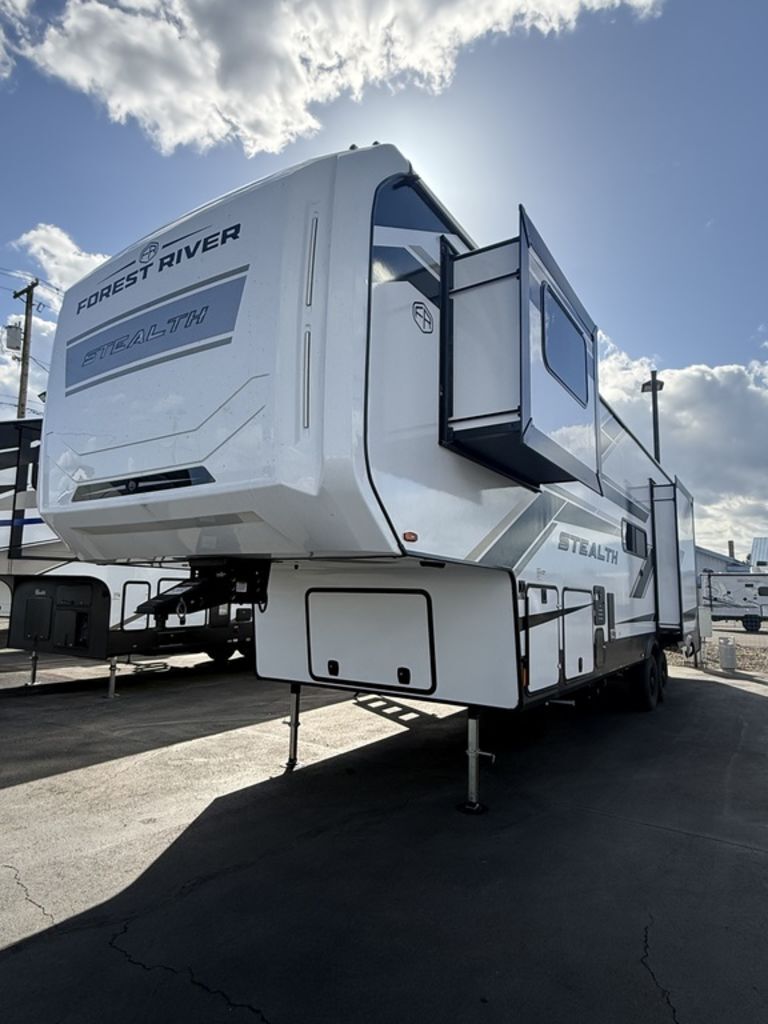 2026 Forest River Stealth Fifth Wheels 3300 in aumsville OR