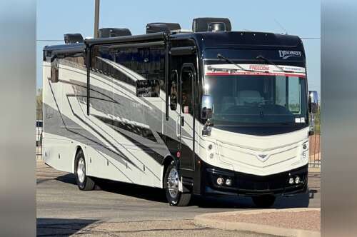 2027 Fleetwood DISCOVERY 38K in tucson AZ