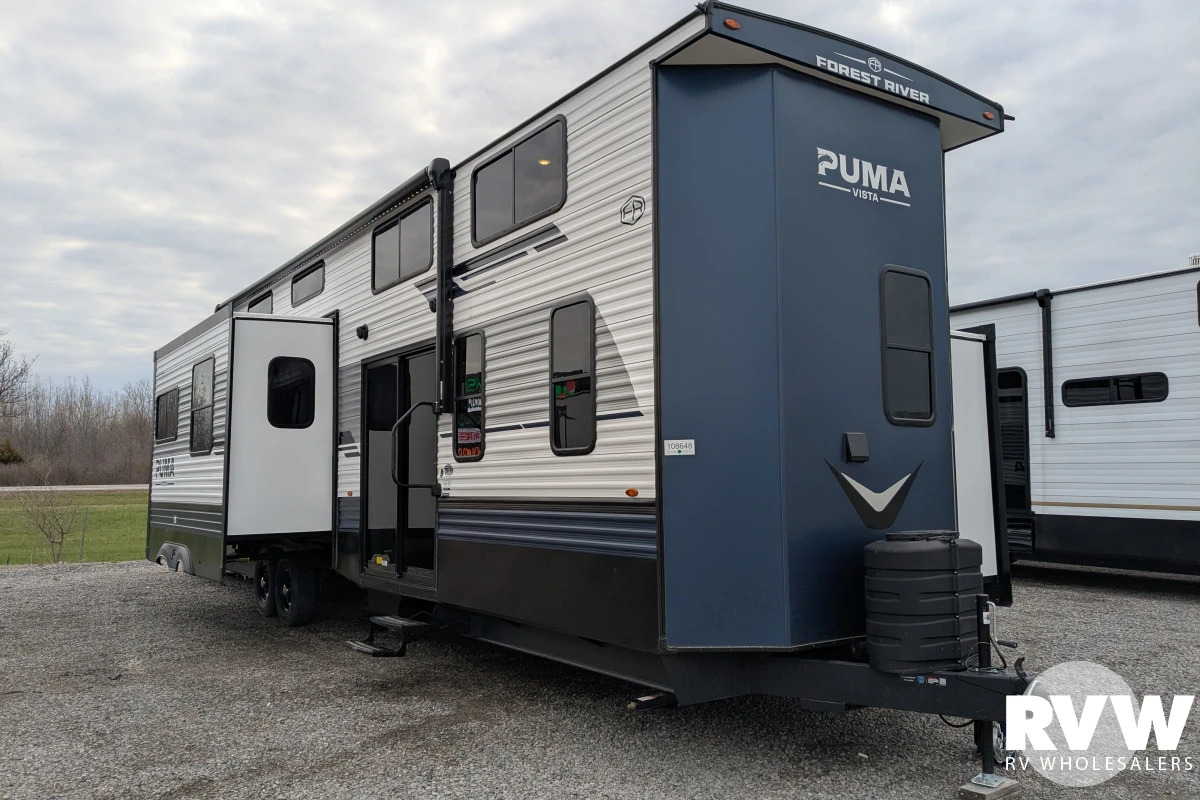 2027 Palomino Puma Vista Lofts 421LFT in mansfield OH