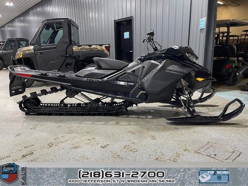 2022 Ski-Doo Summit SP 165 850 E-Tec SHOT in wadena MN