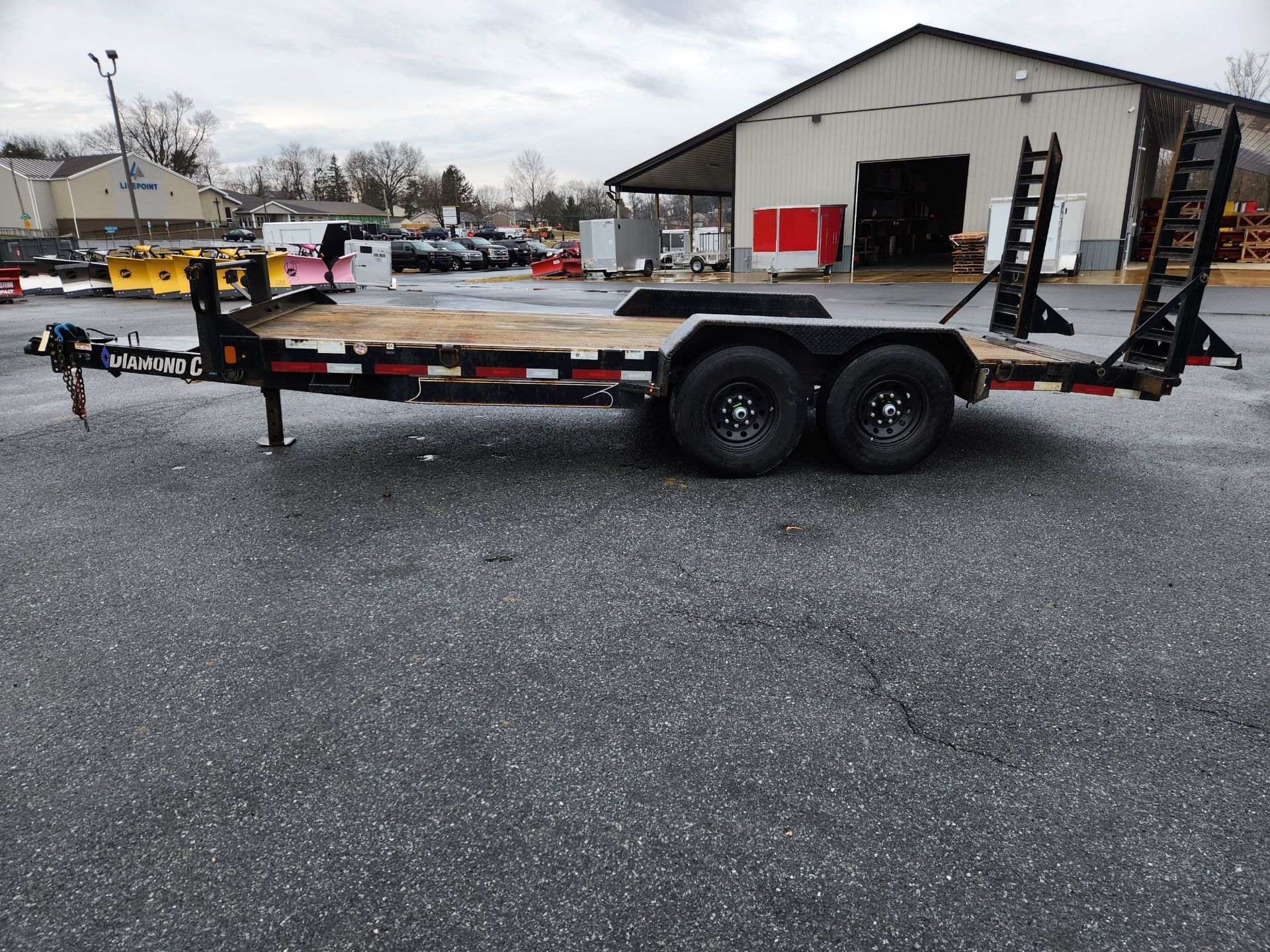 2018 USED UNITS 18X82 Diamond C 18EEQ Equipment Trailer 10K in Harrisburg, PA