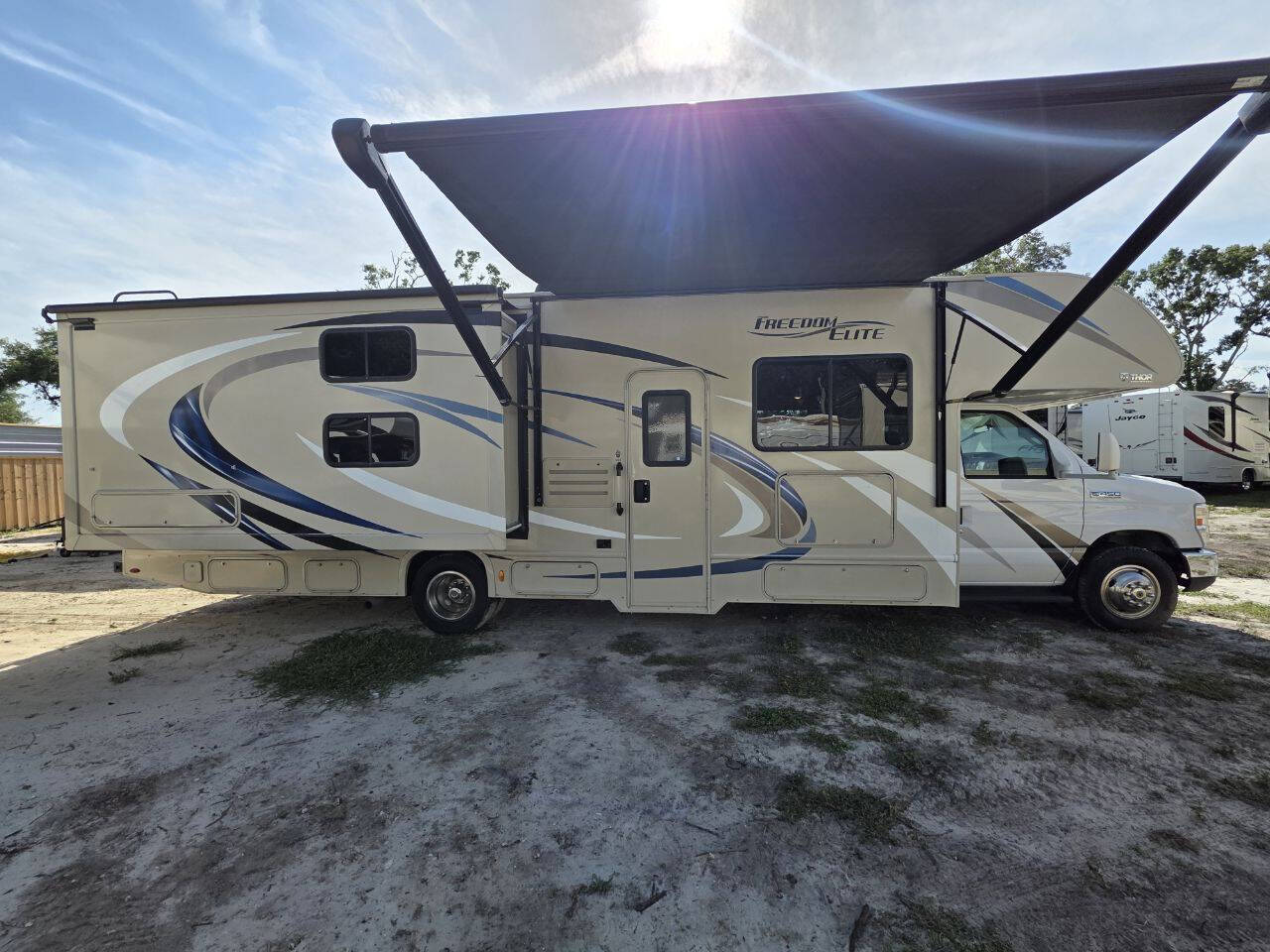 2019 Thor Motor Coach Freedom Elite 30FE RV