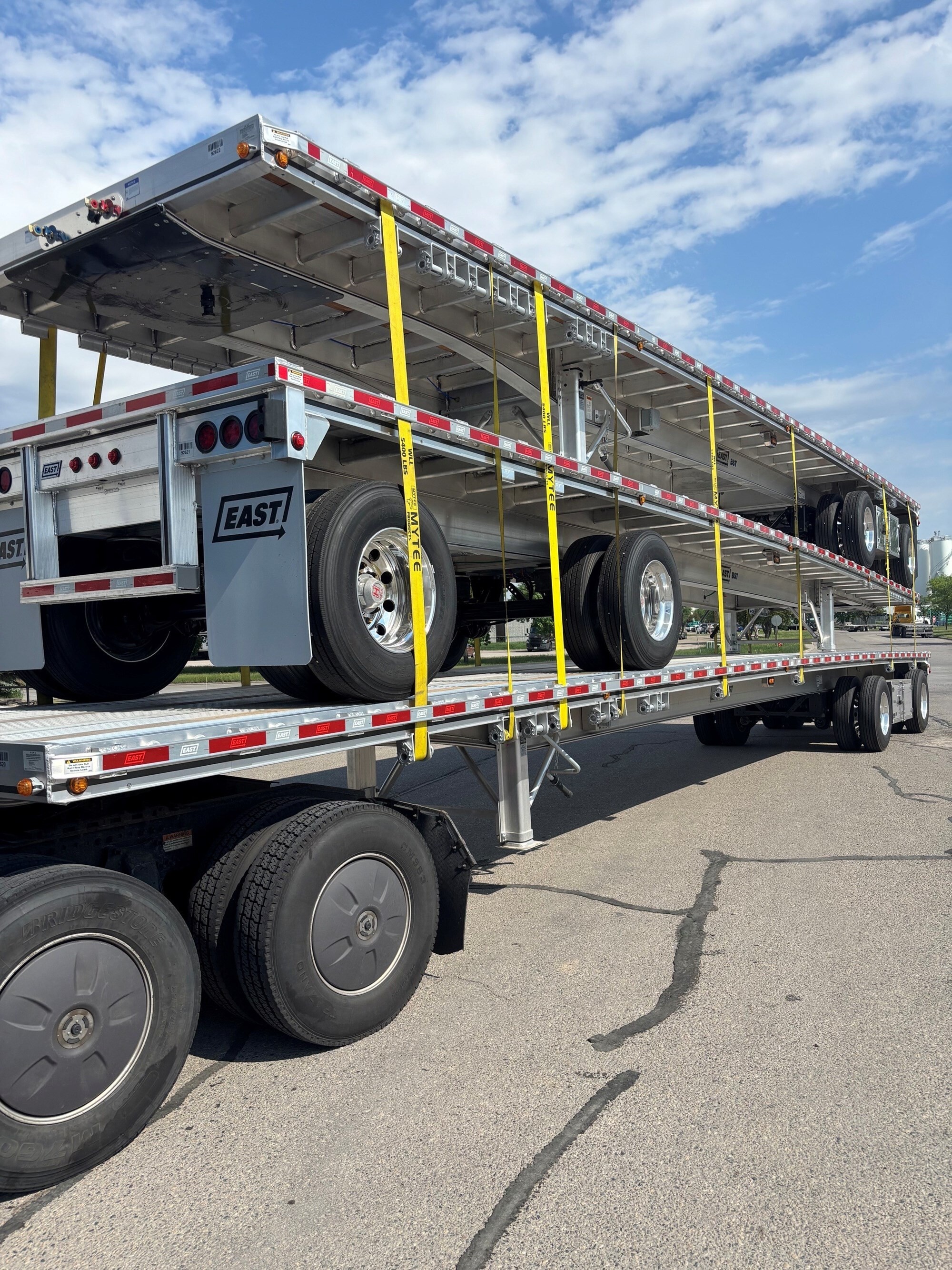 2027 EAST FLATBED in Fargo, ND