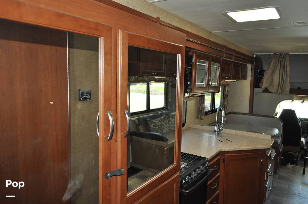 2016 Thor Motor Coach Chateau 31W in kingman AZ