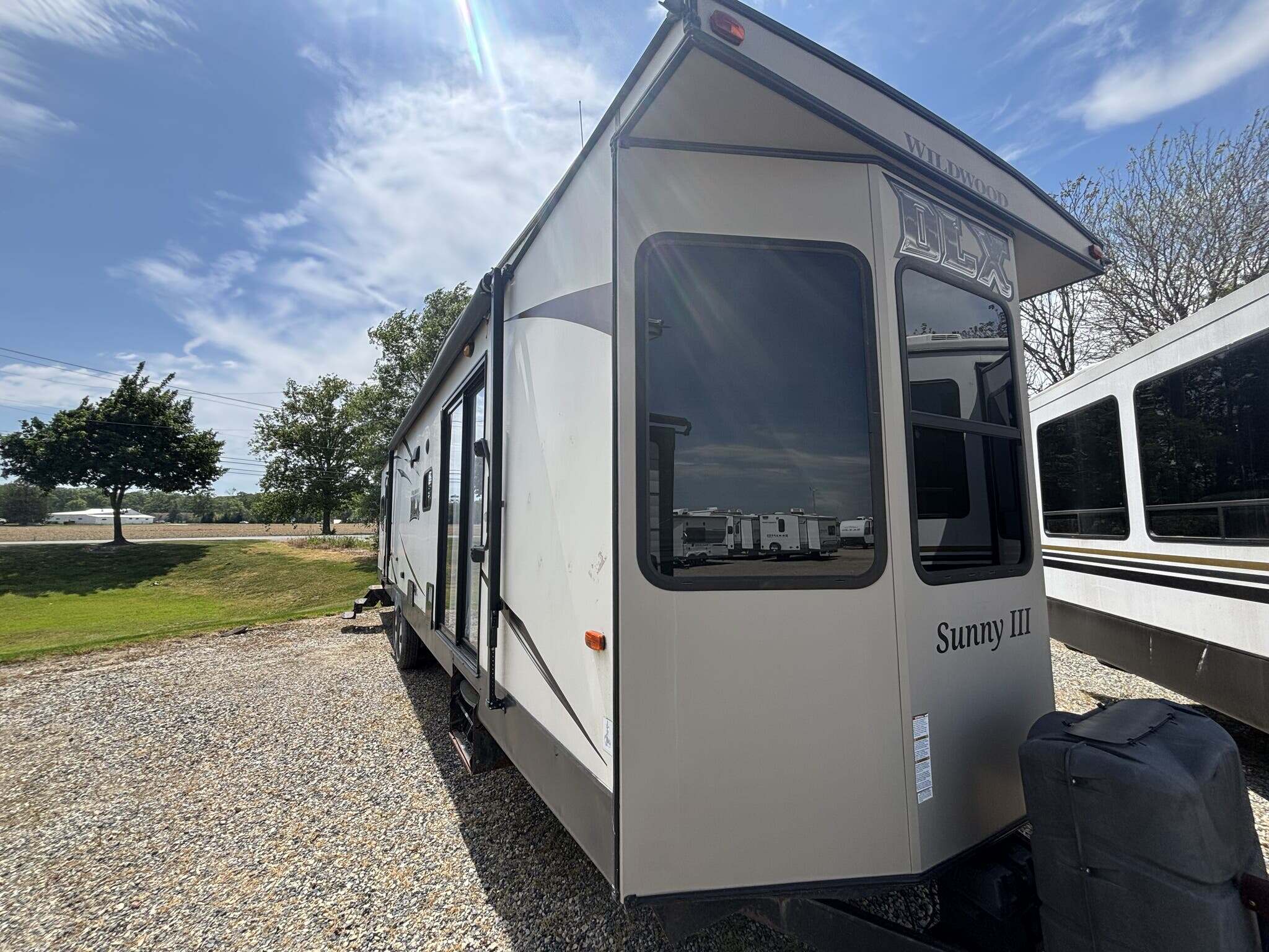 2018 Forest River Wildwood DLX 39FDEN in newfield NJ