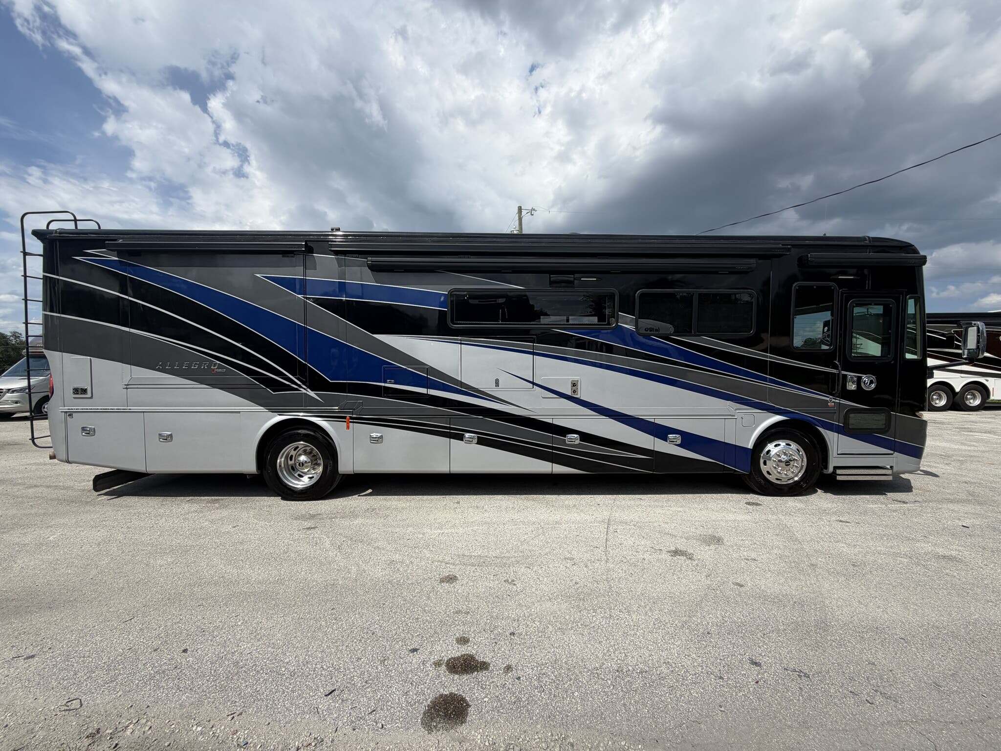 2021 Tiffin Allegro Red 37PA in apopka FL