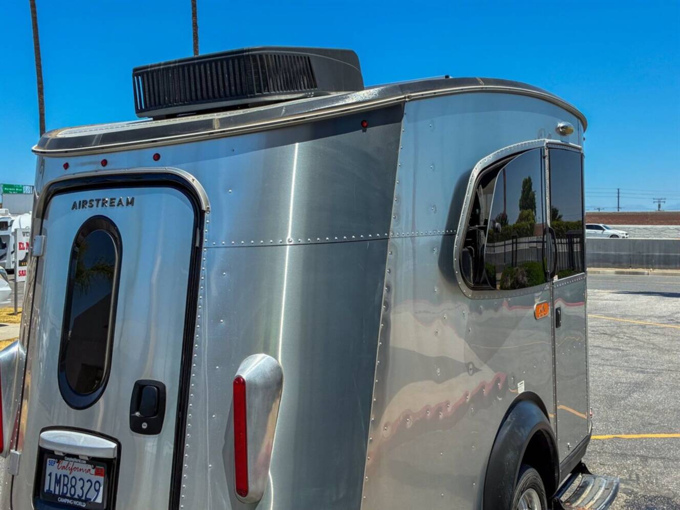 A photo of this 2017 Airstream Basecamp 16