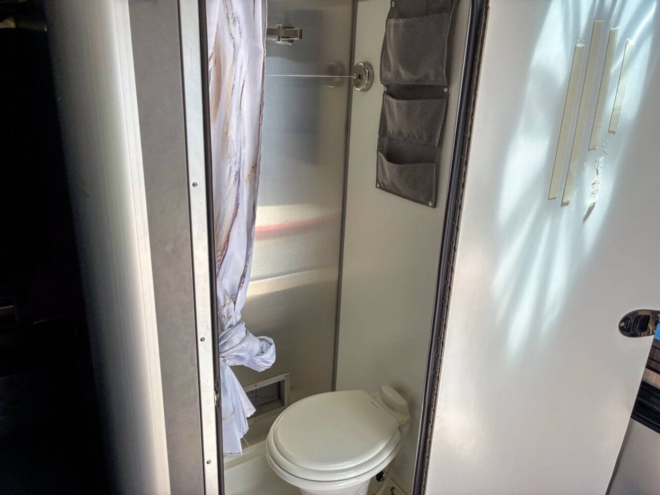 A photo of this 2017 Airstream Basecamp 16