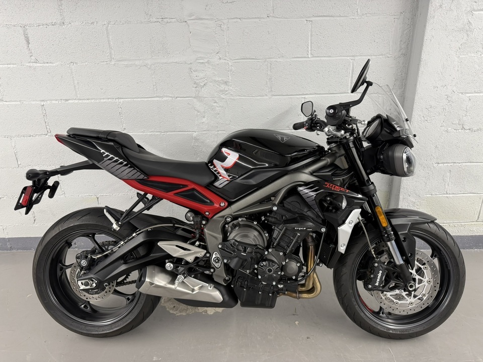 2022 Triumph Street Triple R R in Elmsford, NY