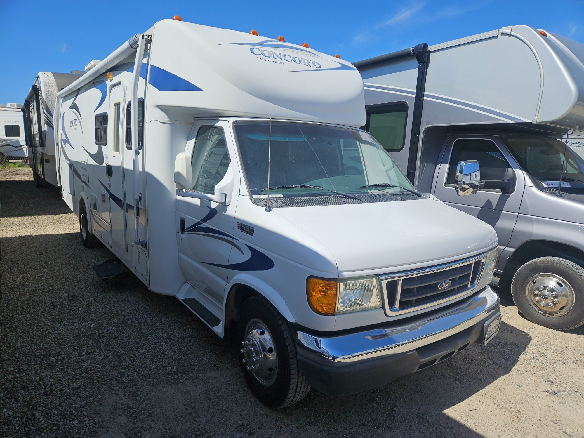 2006 Coachmen Concord 275DS in pismo beach CA