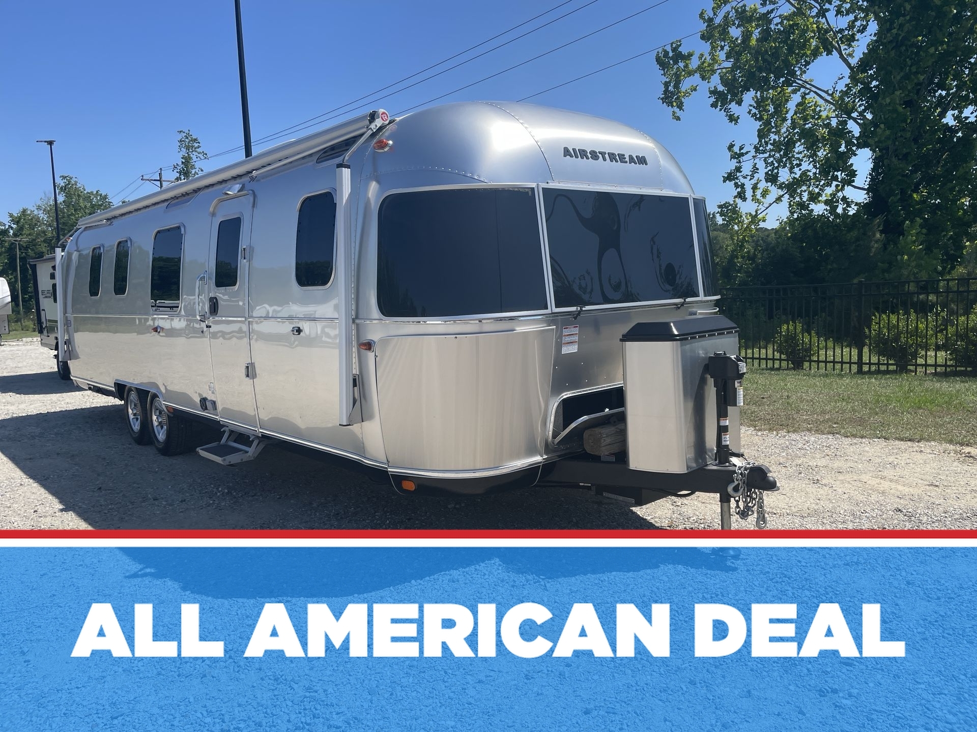 2026 Airstream Classic 33FBQ RV