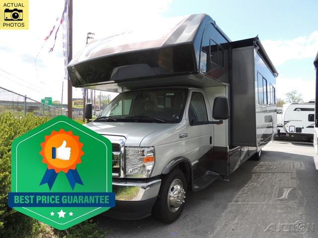 2026 Forest River Sunseeker Classic 3010DSF in greencastle PA