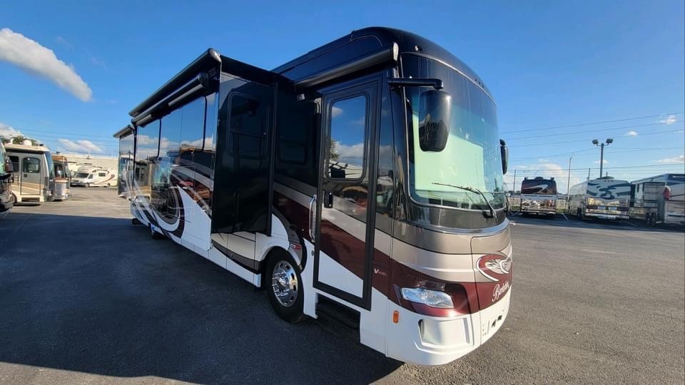 2017 Forest River BERKSHIRE 40A in redington shores FL