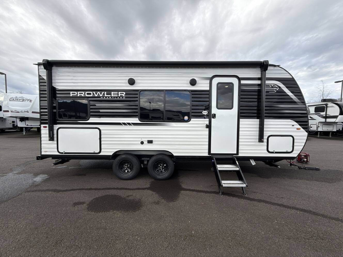 A photo of this 2026 Heartland PROWLER 2000MBW