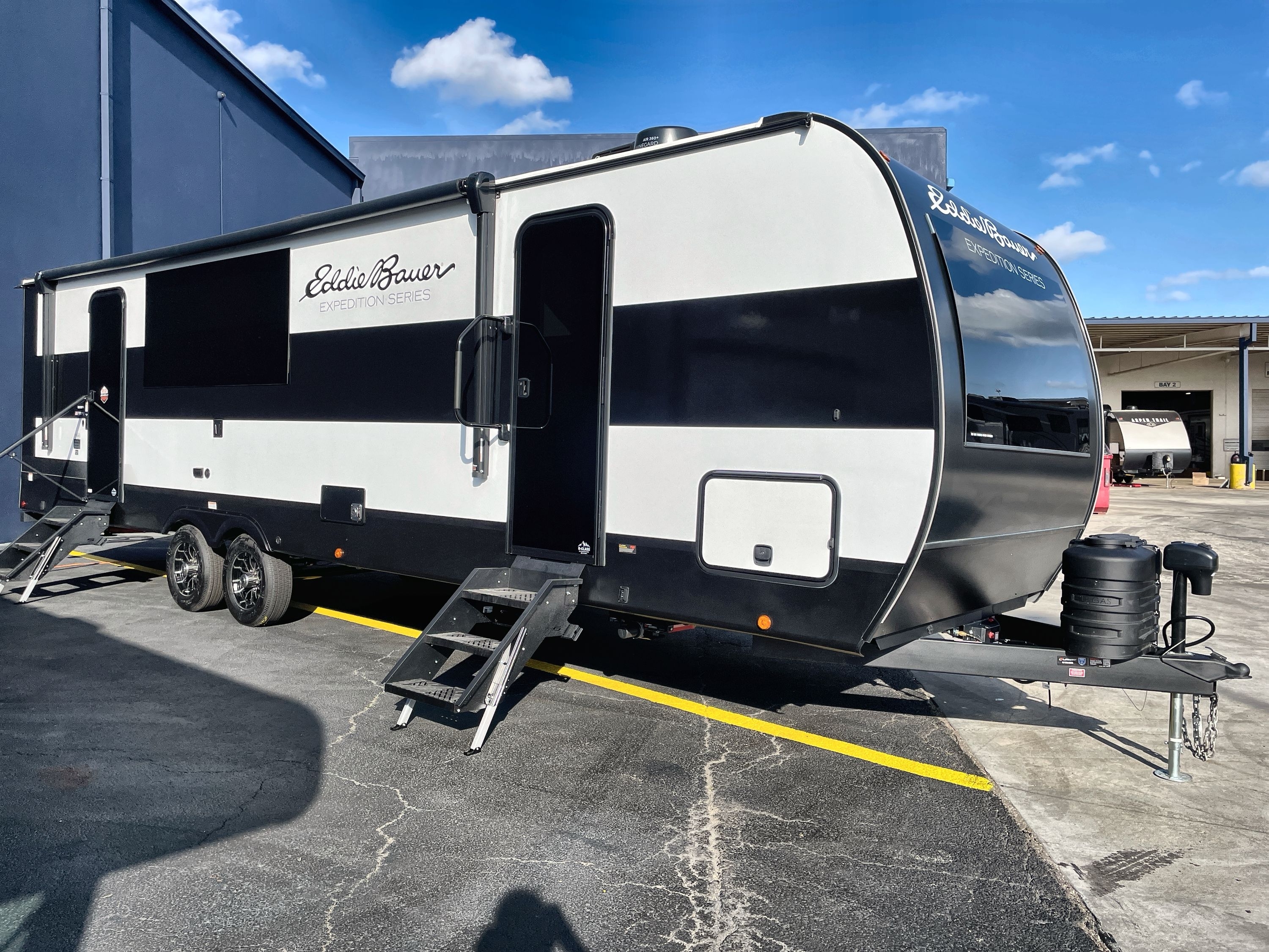 2026 Dutchmen EDDIE BAUER EXPEDITION 295BH in spring TX