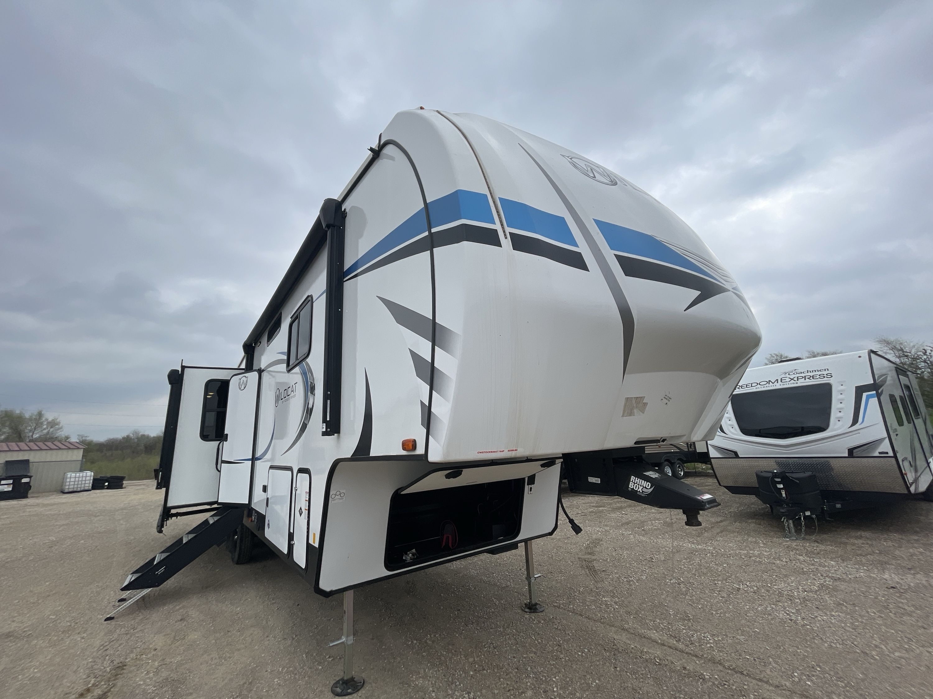 2022 Forest River WILDCAT 333RLBS RV