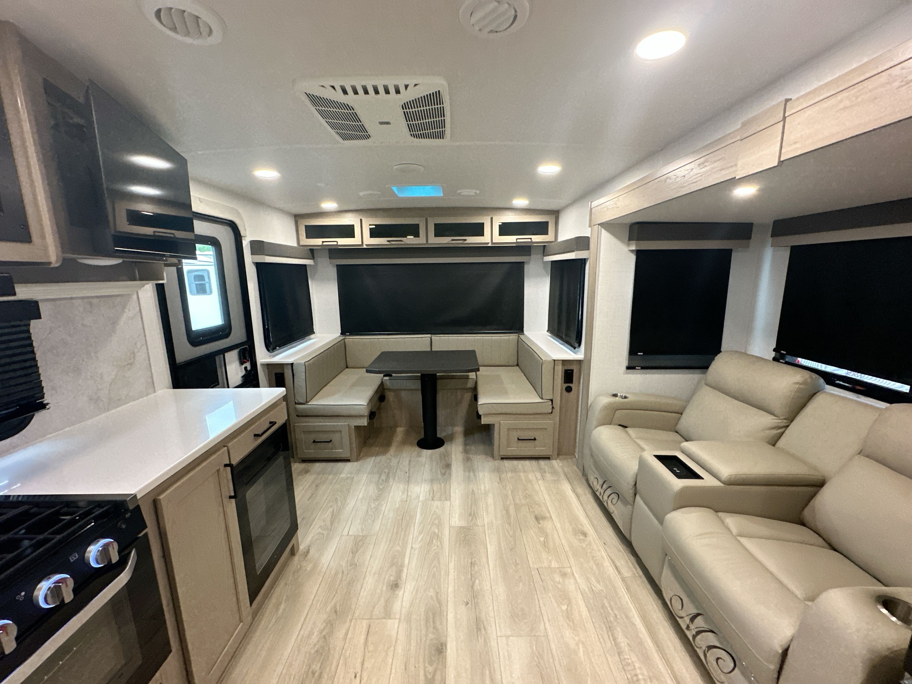 2026 Forest River ROCKWOOD ULTRA LITE 2618RD in poteau OK