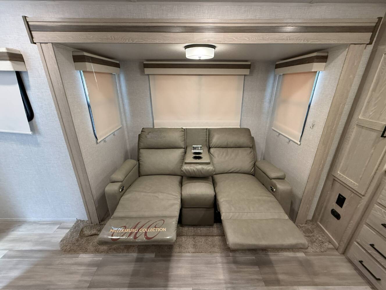 A photo of this 2022 Forest River ROCKWOOD MINI LITE 2506S