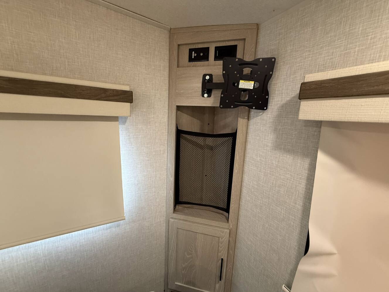 A photo of this 2022 Forest River ROCKWOOD MINI LITE 2506S