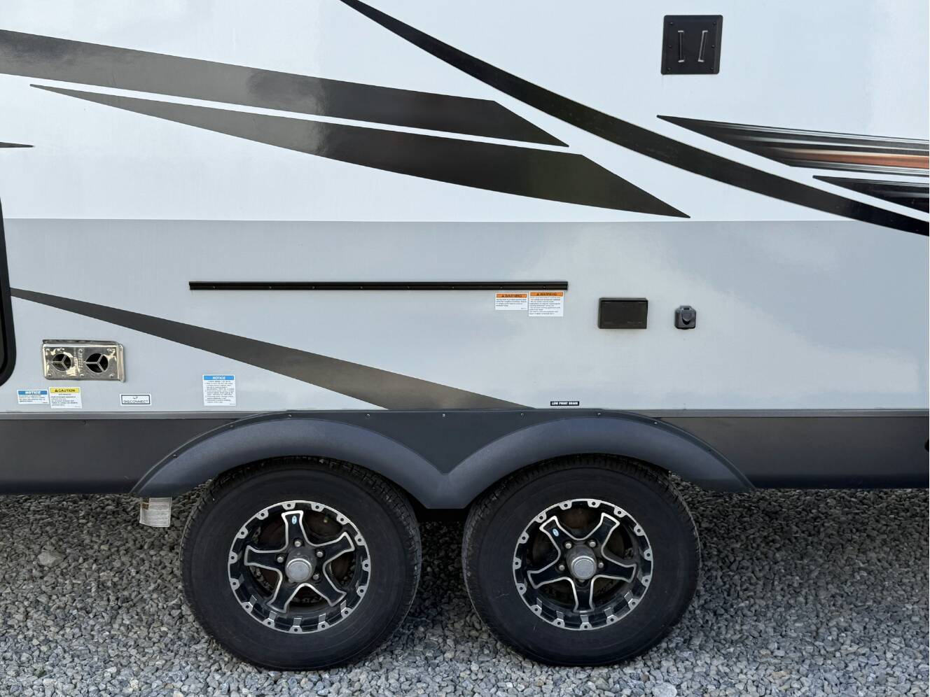 A photo of this 2022 Forest River ROCKWOOD MINI LITE 2506S