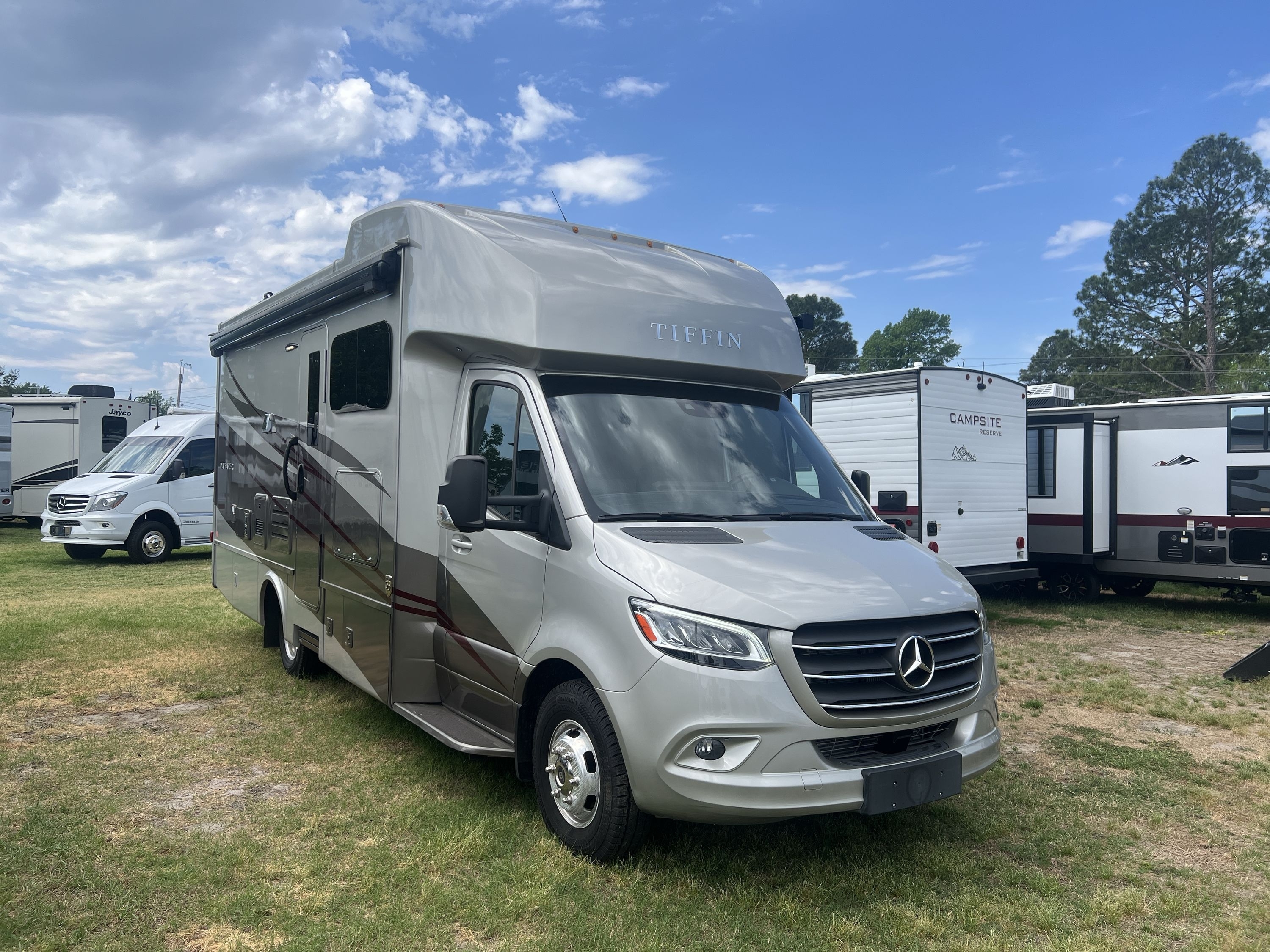 2023 Tiffin WAYFARER 25JW RV