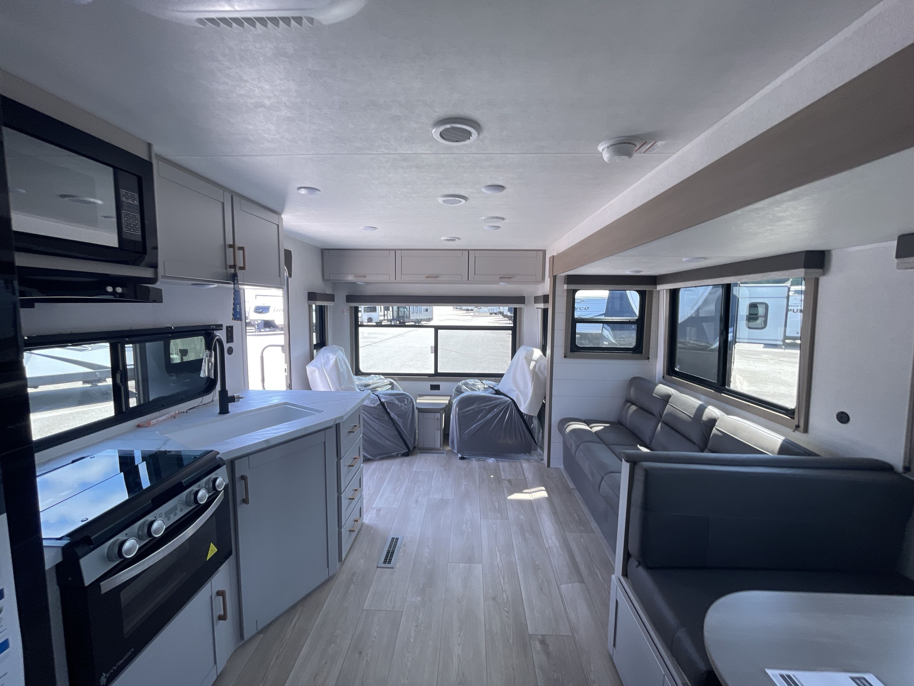 2027 Jayco JAY FLIGHT 262RLS in oakwood GA