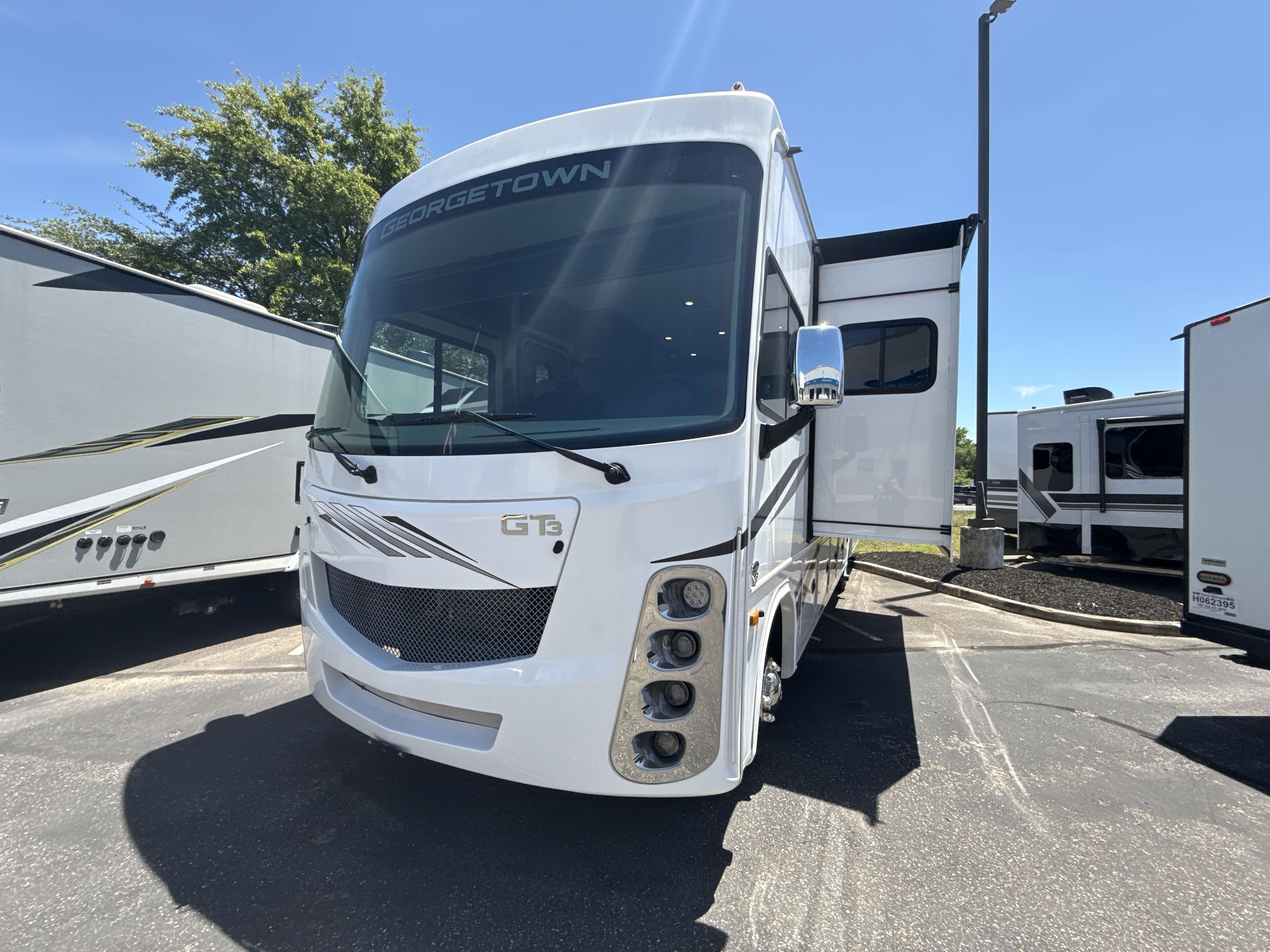 2024 Forest River GEORGETOWN 3 SERIES 32A in swedesboro NJ