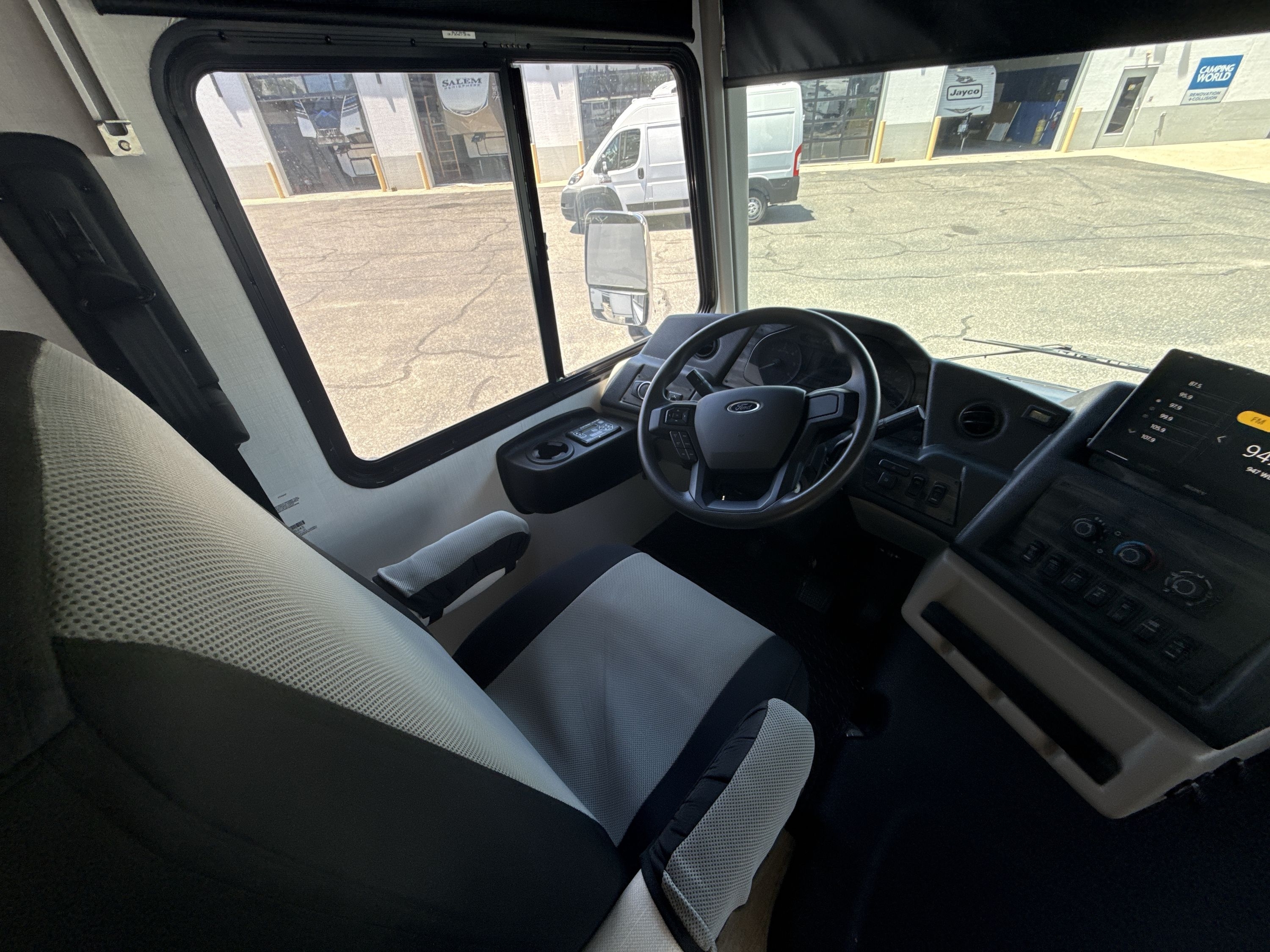 2024 Forest River GEORGETOWN 3 SERIES 32A in swedesboro NJ