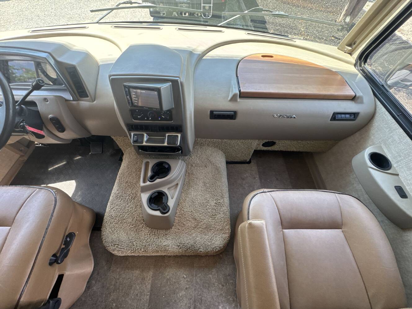 A photo of this 2017 Winnebago VISTA 29VE