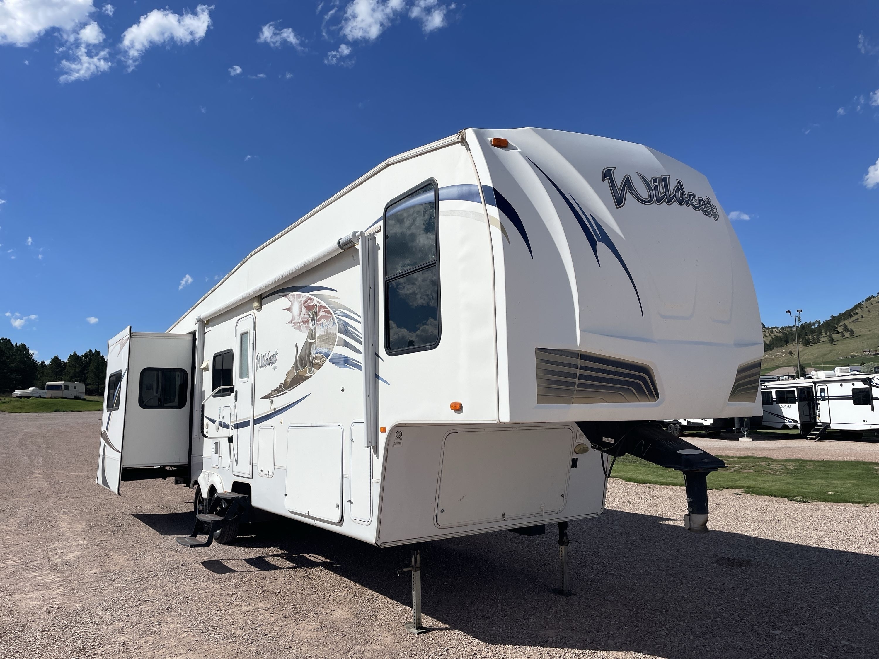 2011 Forest River WILDCAT 31TS RV