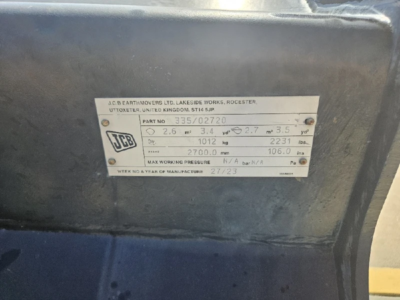 2023 JCB 427