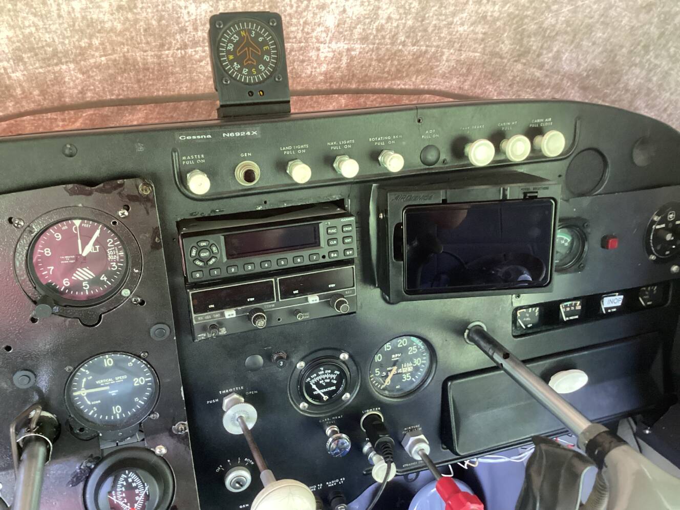 A photo of this 1961 Cessna 172