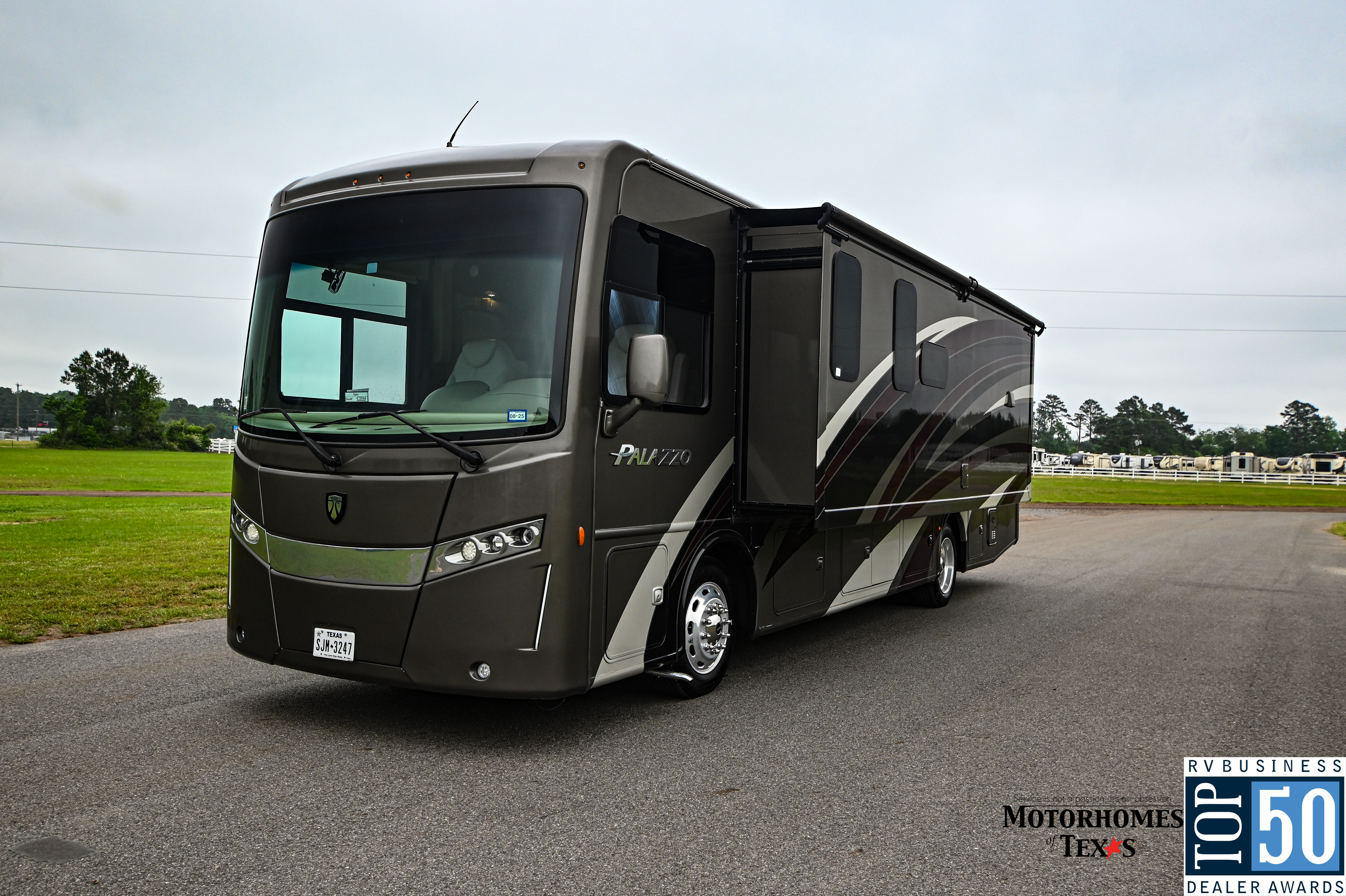 2019 Thor Motor Coach PALAZZO 33.2 in nacogdoches TX
