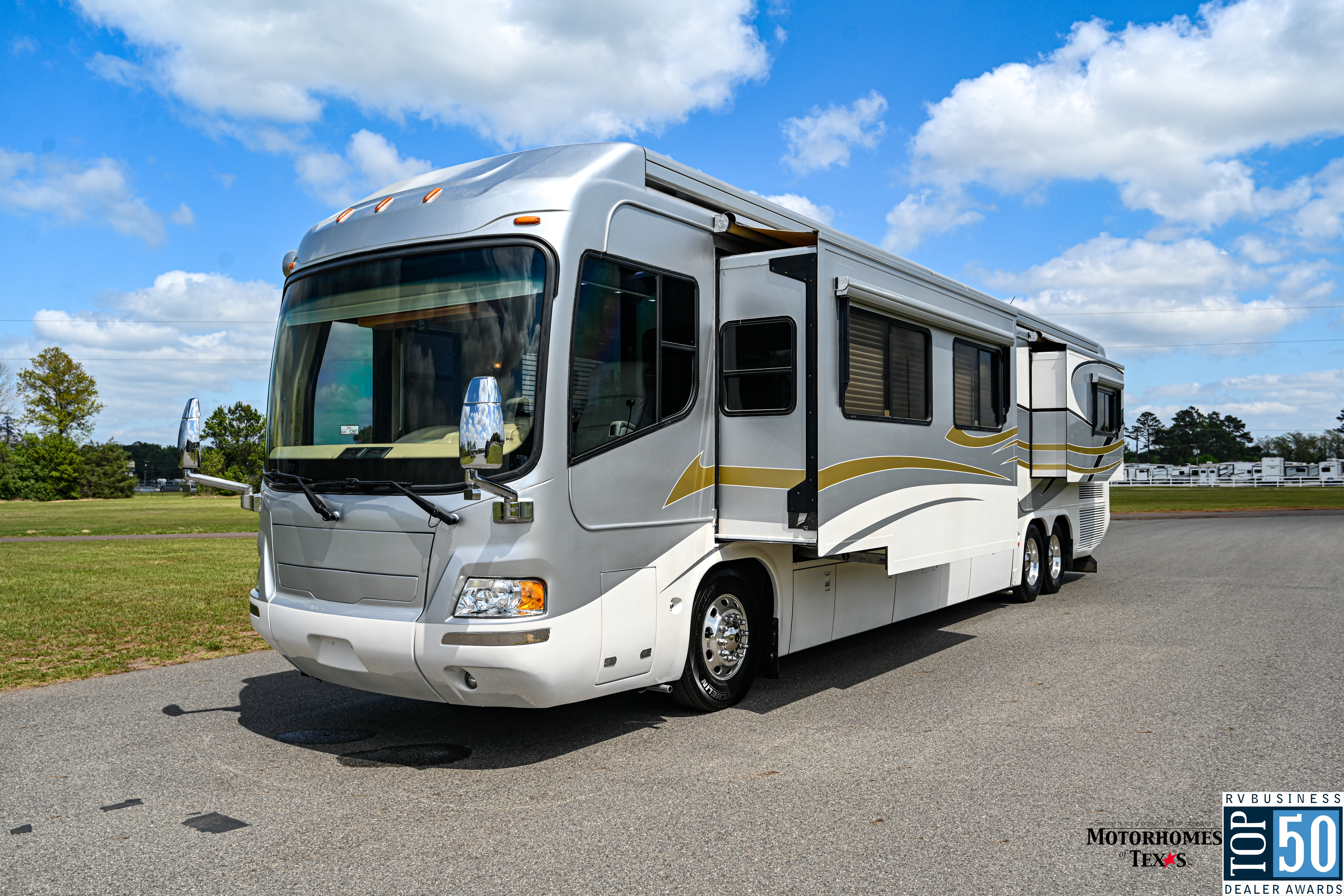 2006 Monaco SIGNATURE CONQUEST Class A Diesel Motorhome - Diesel Pusher RV