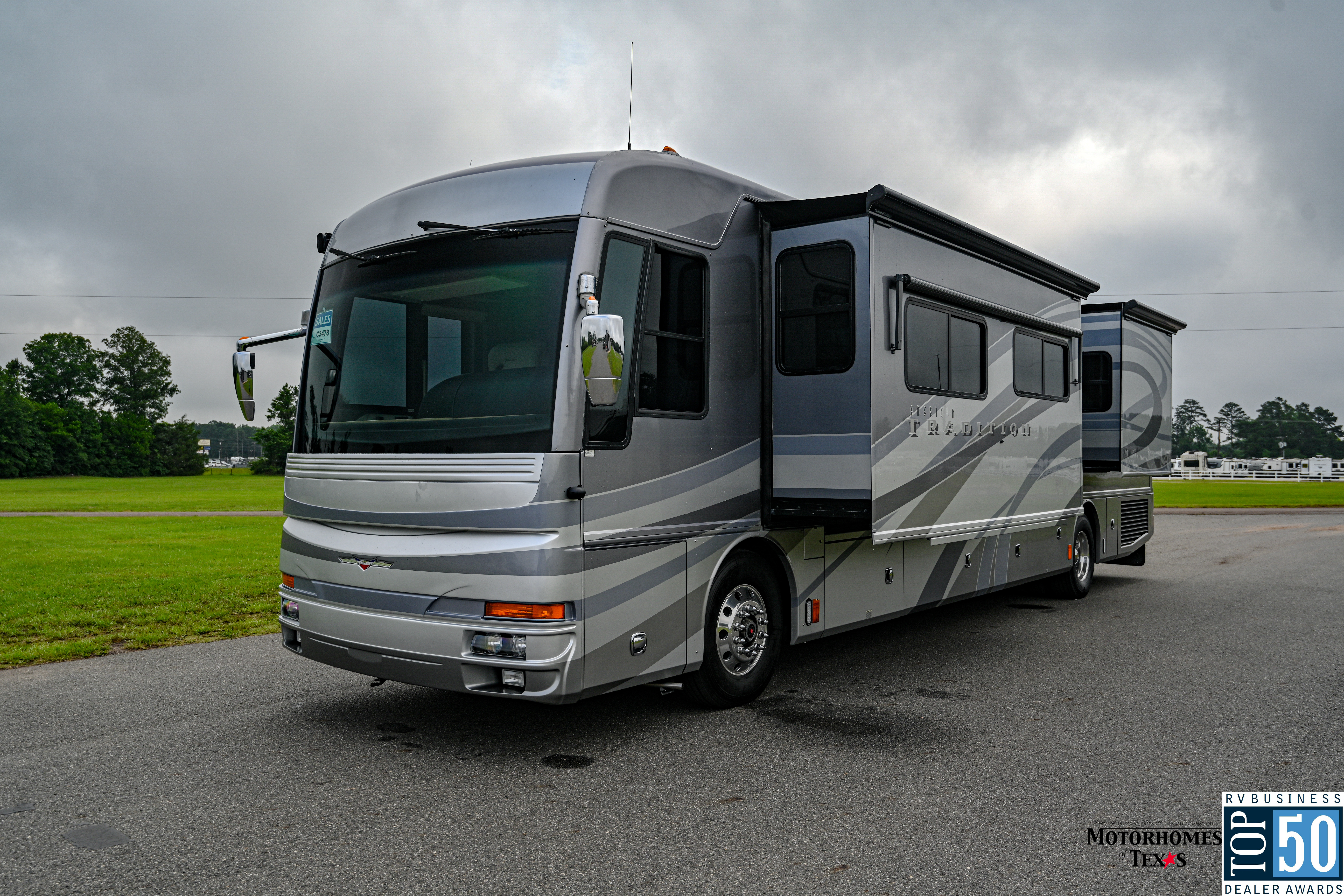 2007 American TRADITION Class A Diesel Motorhome - Diesel Pusher RV