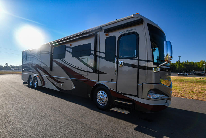 2015 Fleetwood Providence 42M in nacogdoches TX