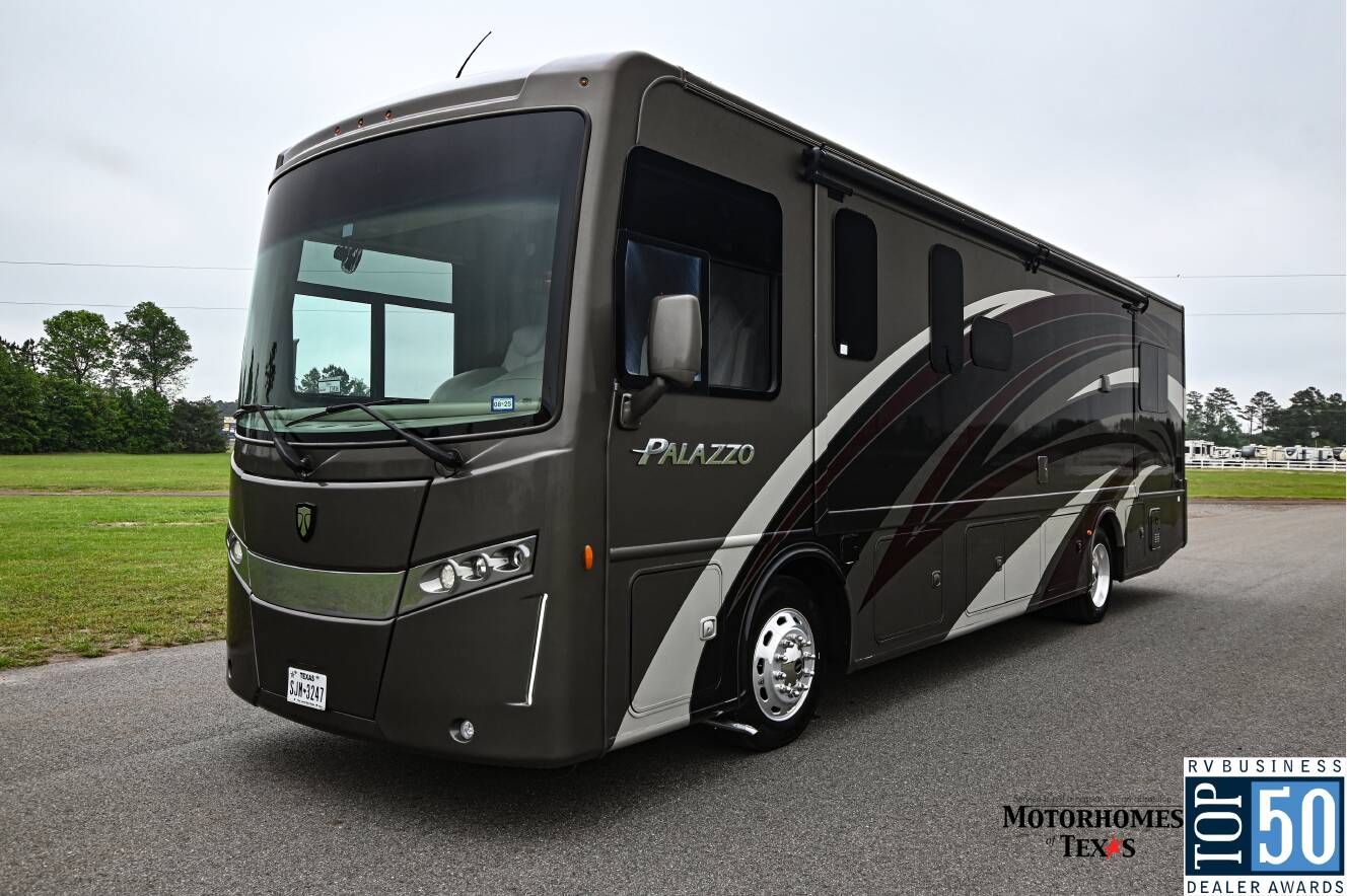A photo of this 2019 Thor Motor Coach PALAZZO 33.2