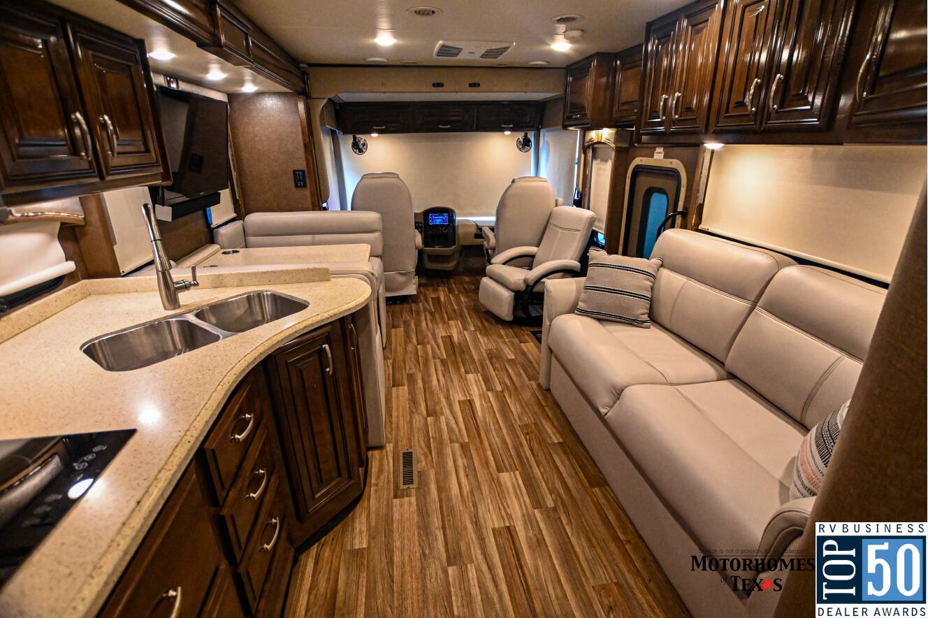 A photo of this 2019 Thor Motor Coach PALAZZO 33.2