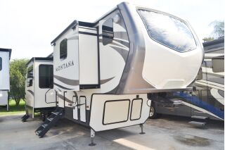 2018 KEYSTONE MONTANA 3820FK