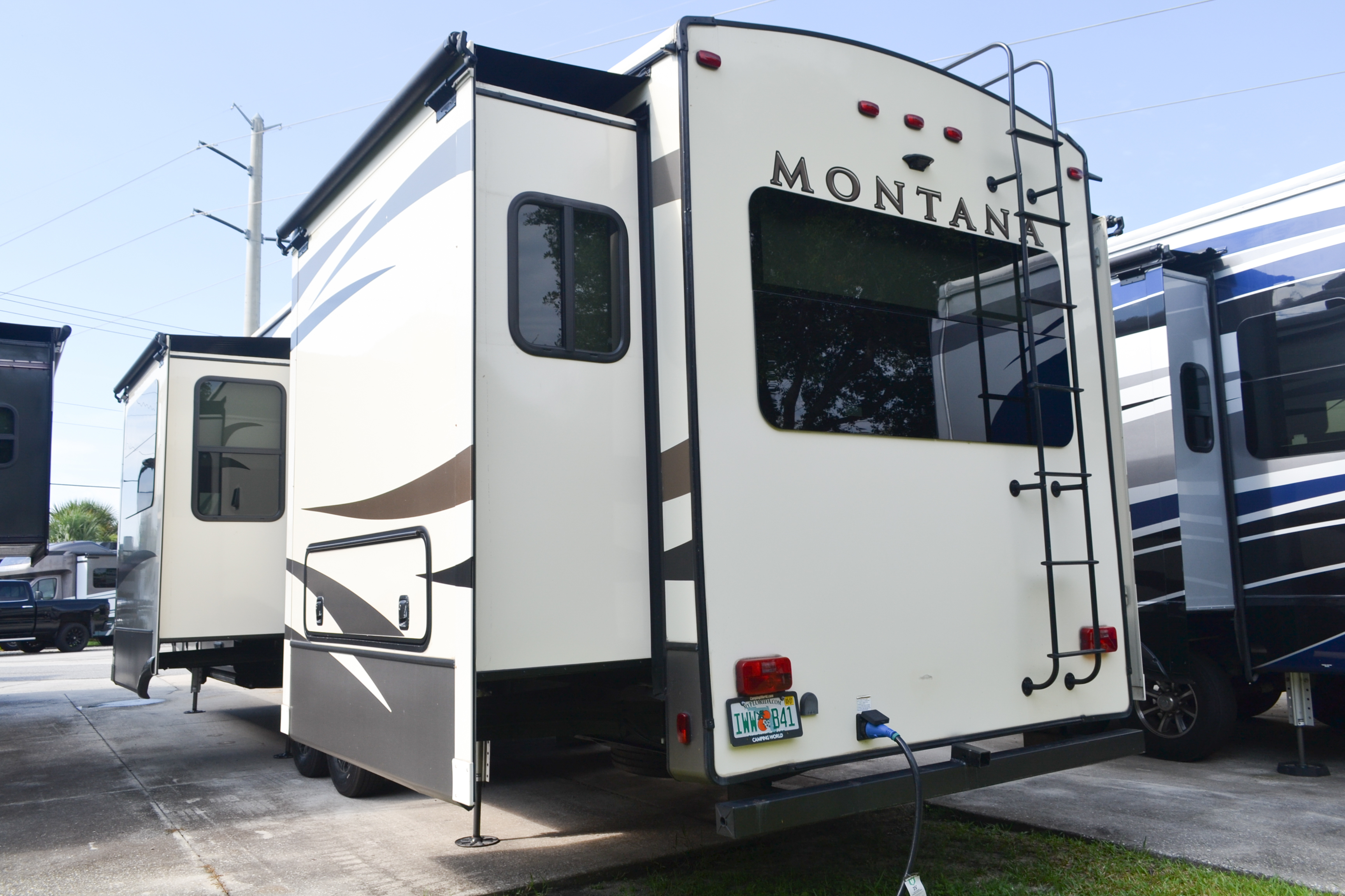 2018 Keystone MONTANA 3820FK in titusville FL