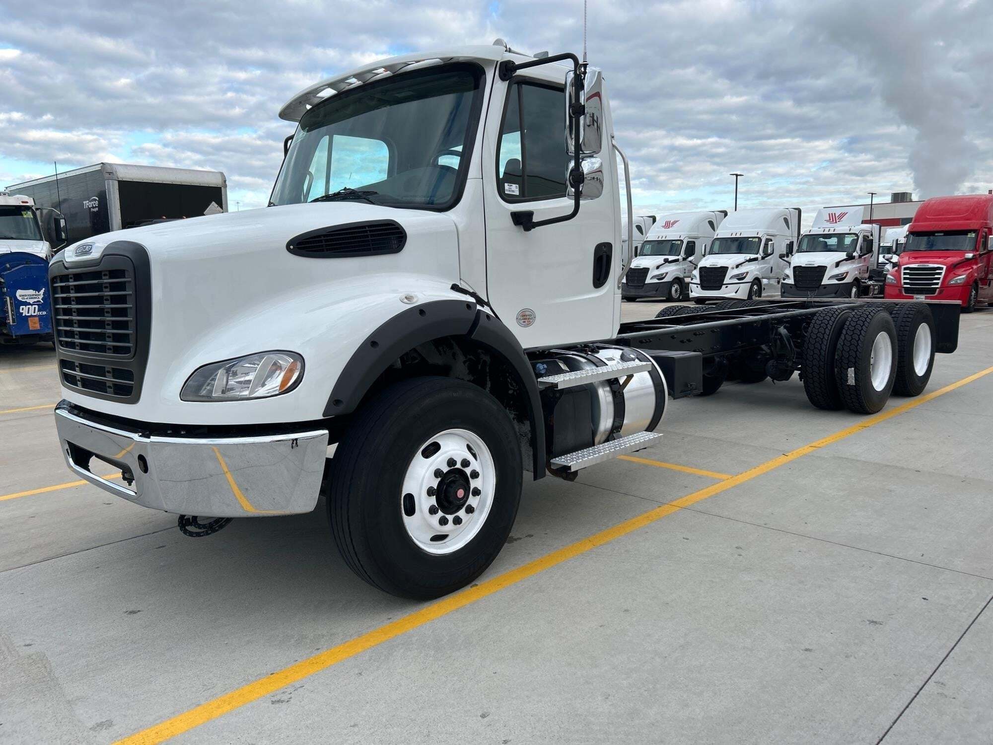 2021 FREIGHTLINER BUSINESS CLASS M2 112 in Indianapolis, IN