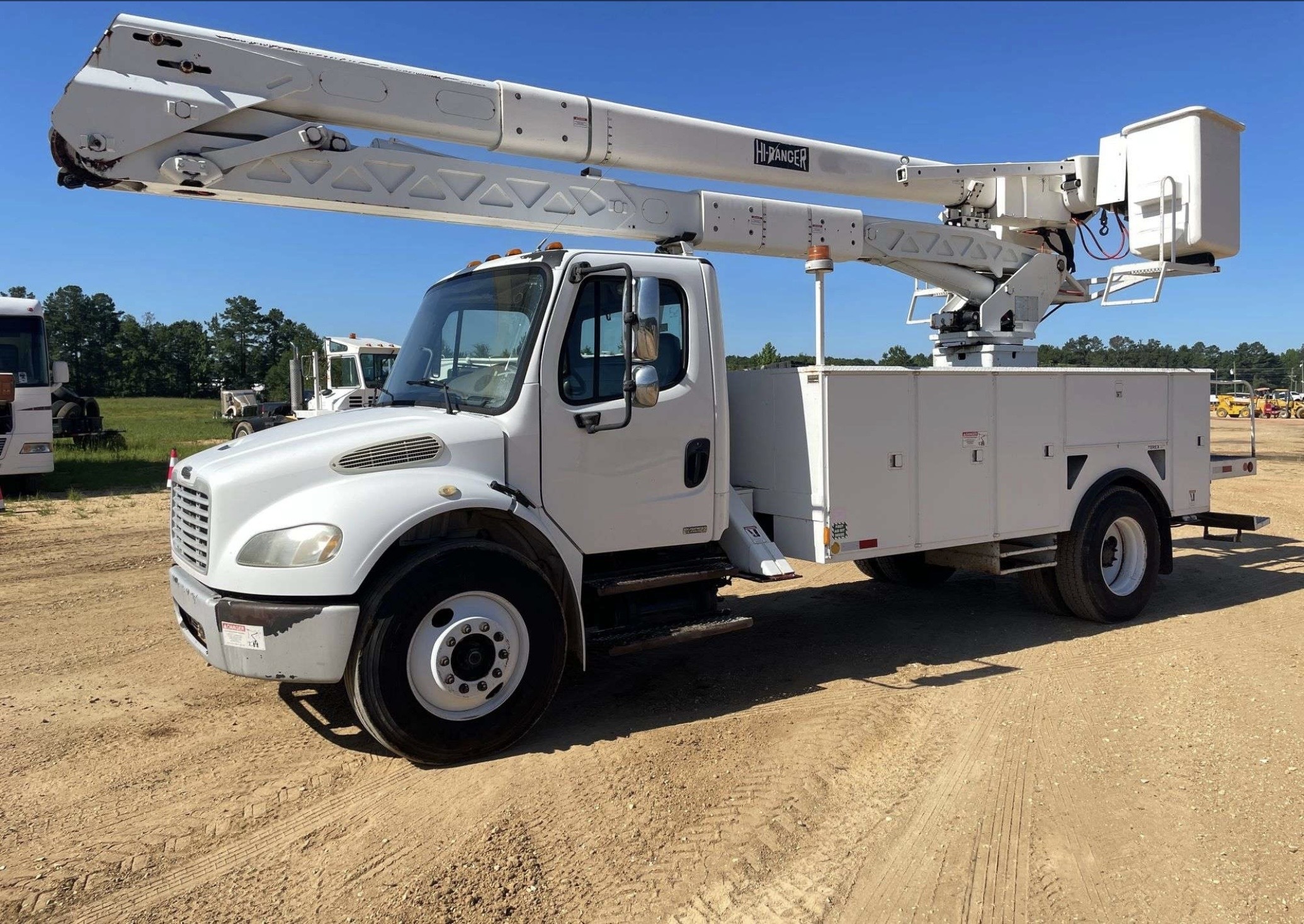 2006 FREIGHTLINER Business Class M2 in Bay Saint Louis, MS