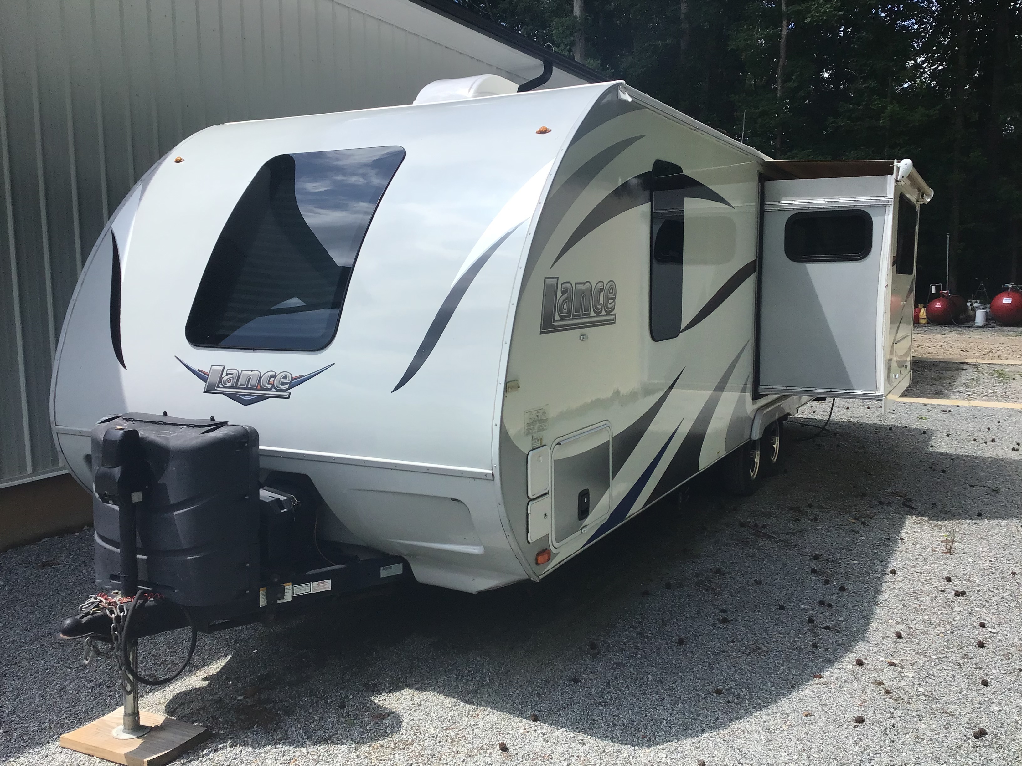 2016 Lance 2285 Travel Trailer RV