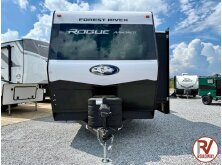 2025 Forest River Vengeance Rogue Armored 26L140 Review image
