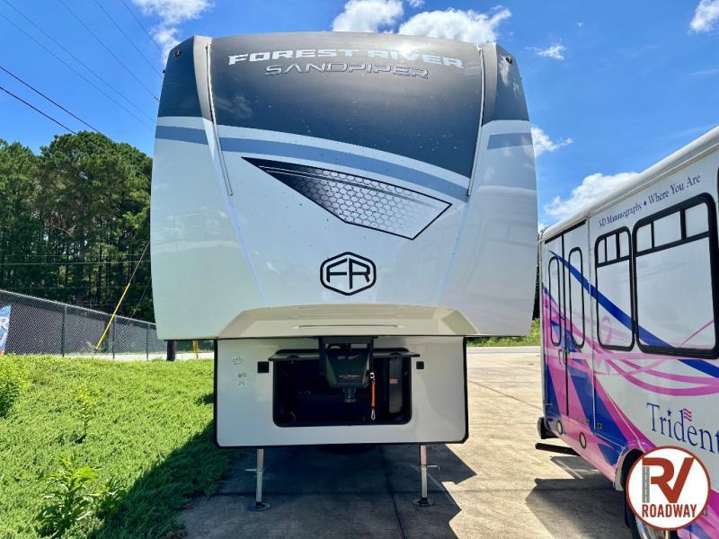 2026 Forest River Sandpiper 3900HBLR RV