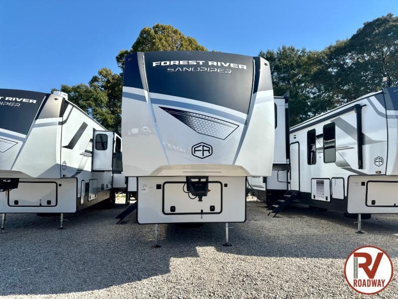 2025 Forest River Sandpiper 3880BH RV